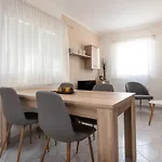 Kuca Anea Σπίτι διακοπών Πόρετς